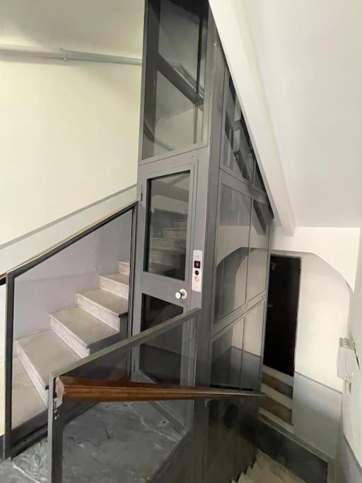 Cozy Apartment In Trastevere Rome Extérieur photo